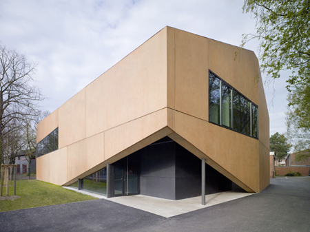 Schräge Betonwand (Wie kann man das Lösen?) - tektorum.de